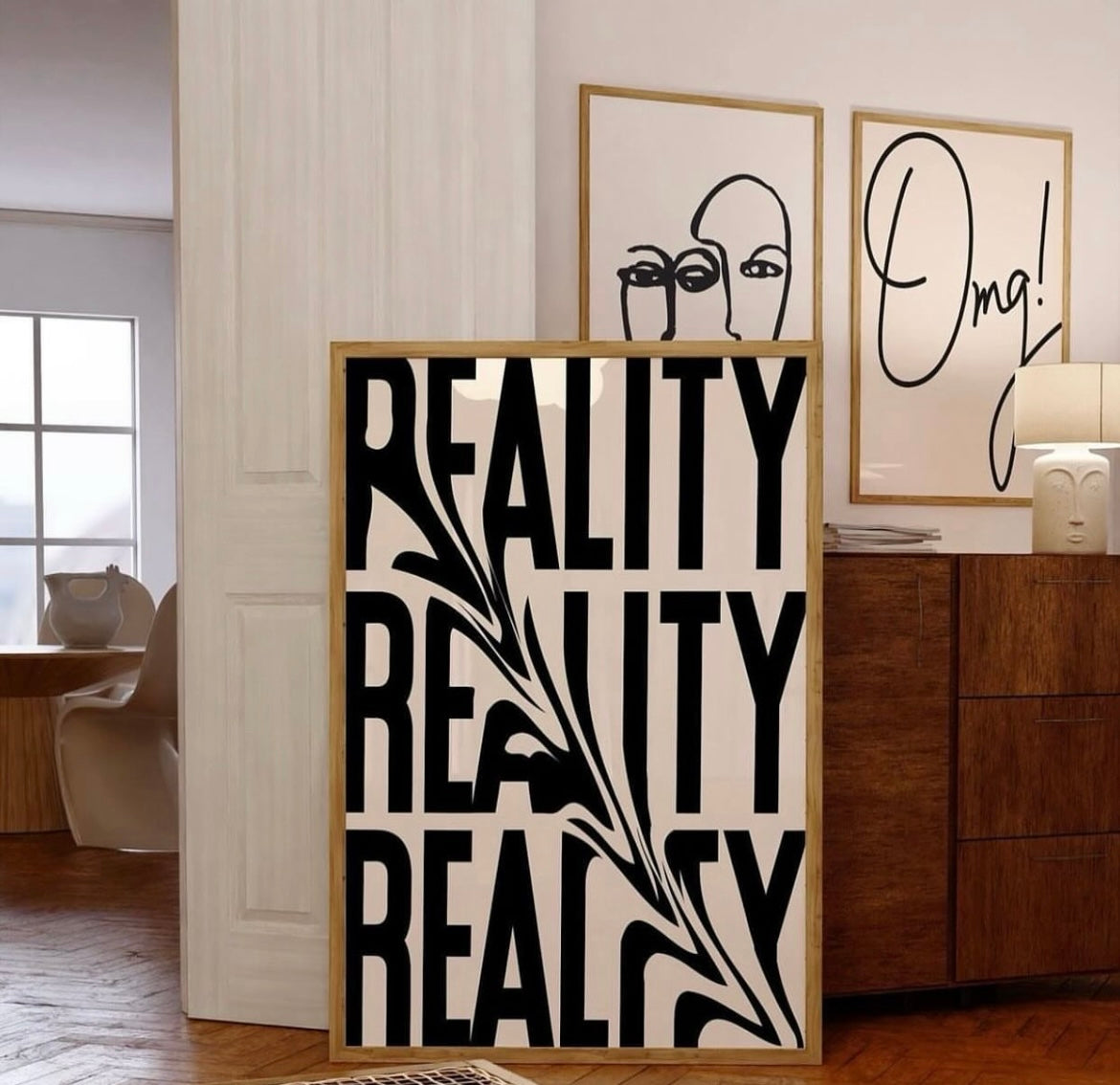 Stylist Wall Frame